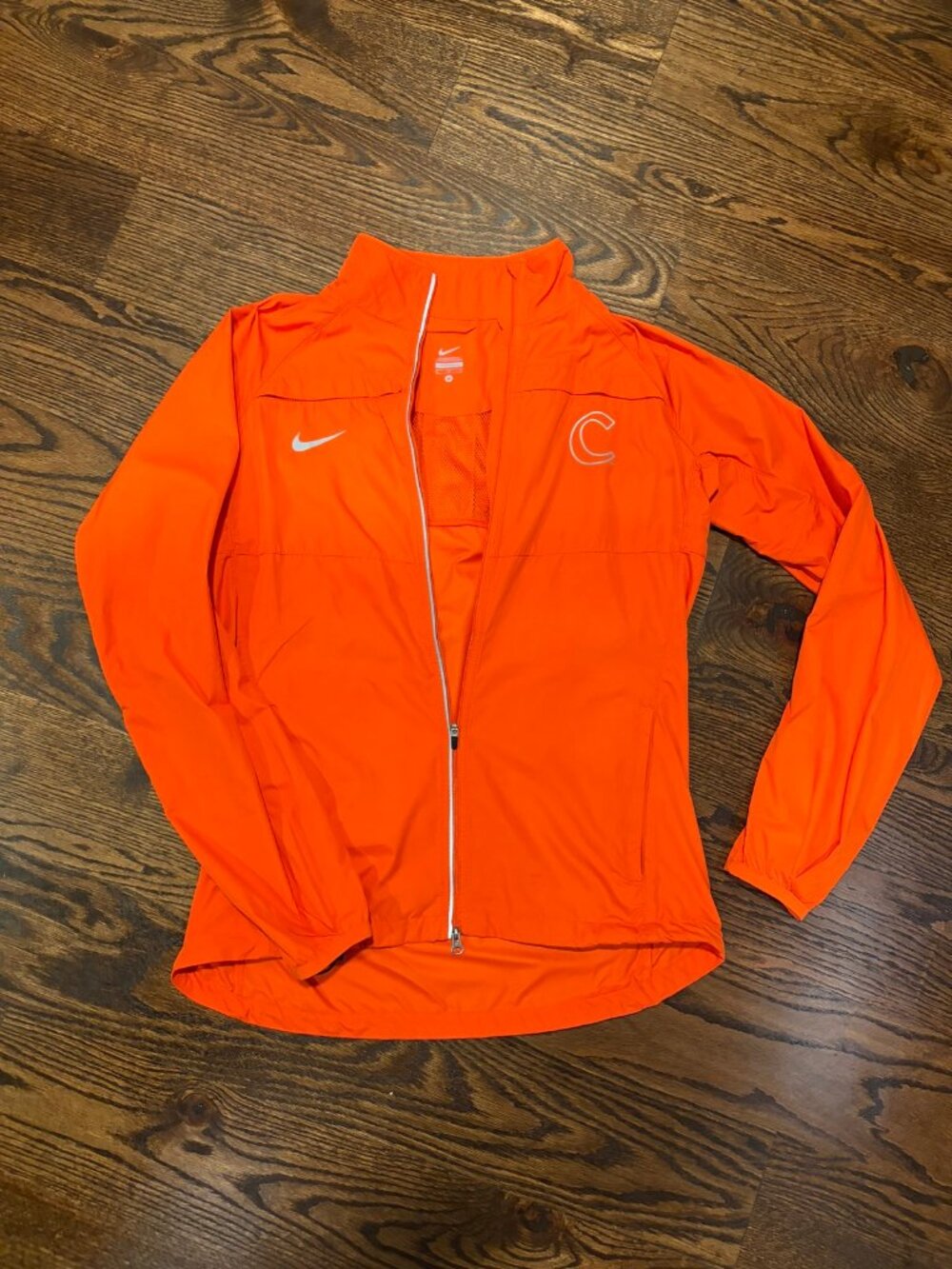 Nike Clemson Tigers Women's Lightweight Rain Jacket Size M Orange
